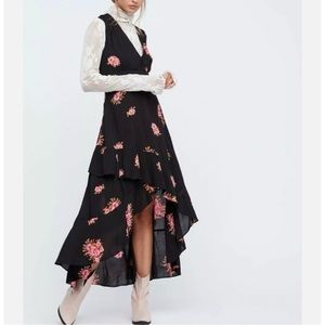 Free People Floral Sleeveless Black Midi Dress Size 8